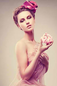 《法国时装表演透明装》