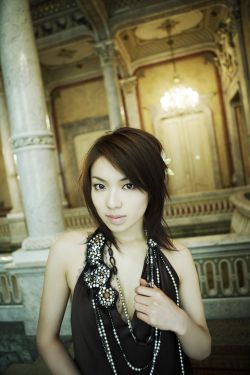 穿裘皮的维纳斯