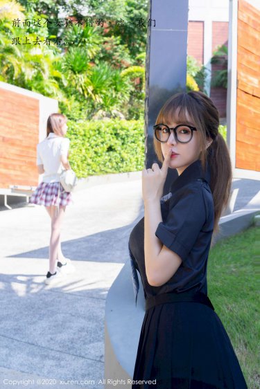 《两男一女前后夹攻》